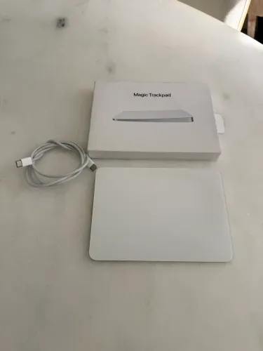 Apple Magic Trackpad USB-C (A3120)
