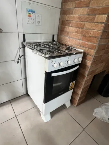 Fogão Atlas 127 V (Somente retirada) 