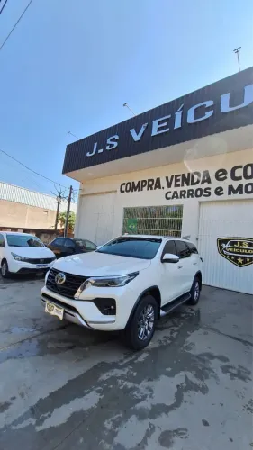 Toyota Hilux SW4 SRX 4X4 2.8 TDI 16V Dies. Aut. 2021
