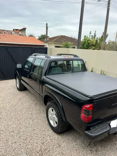 Chevrolet S10 P-up Tornado 2.8 TDI 4x2/4x4 CD Dies 2010