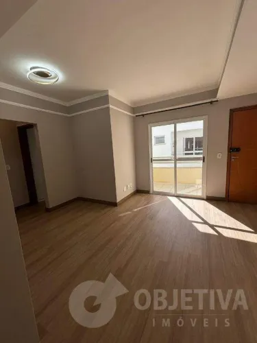 Apartamento à venda, 2 quartos, 1 suíte, 1 vaga, TUBALINA - UBERLANDIA/MG