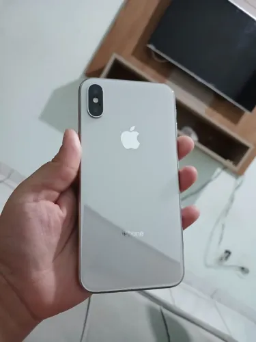 Vendo iPhone X branco 64gb
