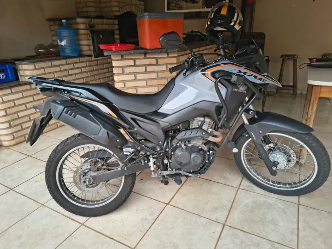 Moto Honda XRE Adventure 190 Po