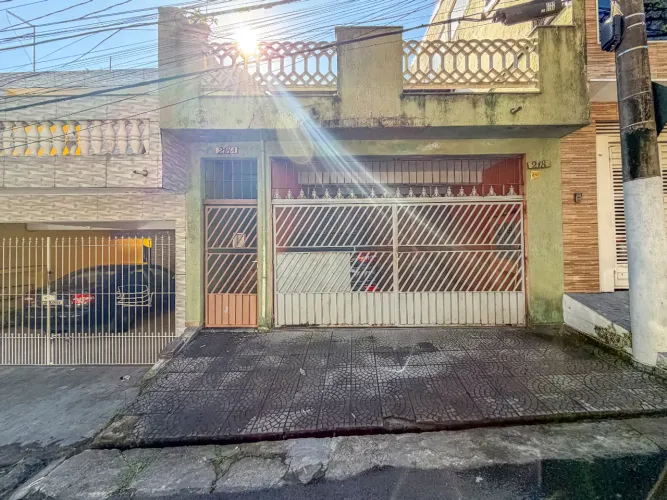 Sobrado para venda em Parque Nações Unidas com 4 quartos, 150m²