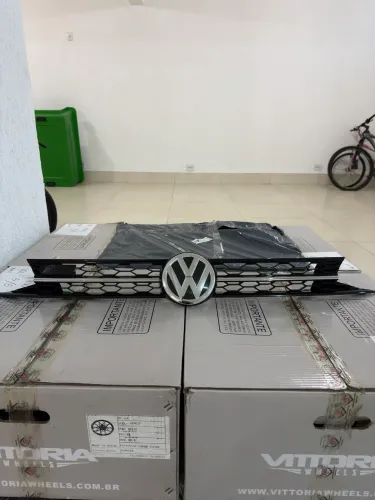 Grade Colmeia VW Virtus 