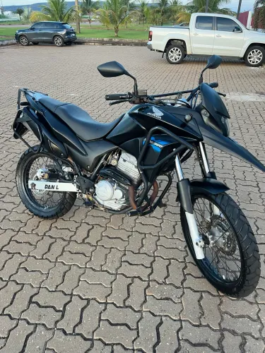 Xre 300 preta 