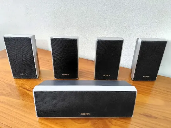 KIT COM 5 CAIXAS SONY - SS-TS71 / SS-CT71