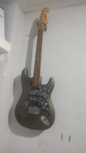 Guitarra shelter Califórnia