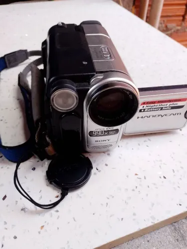 Câmera filmadora Sony HI8(8mm) CCD-TRV138 NTSC( SEM GARANTIA DE FUNCIONAMENTO!)