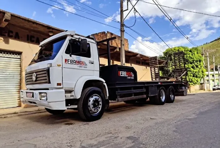Caminhão prancha