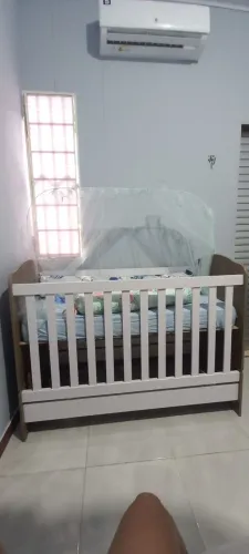 Berço e anda-já 