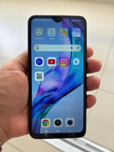 Vendo Redmi 9. 64gb de armazenamento.