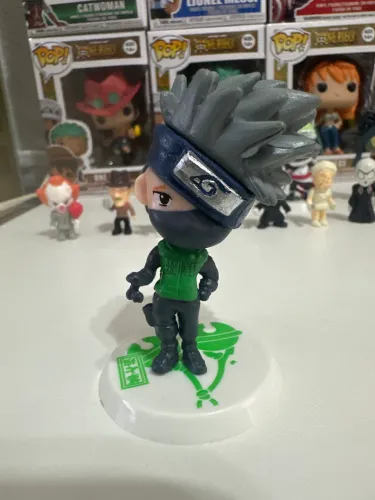 Miniatura Kakashi Hatake Naruto - Action Figure Colecionável