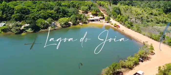 Vende-se terreno em frente a Lagoa de 200m2