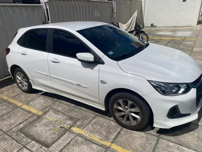 Chevrolet Onix Hatch LTZ 1.0 12V TB Flex Aut. 5P 2020