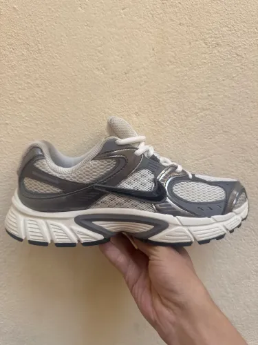 Nike V5 Run
