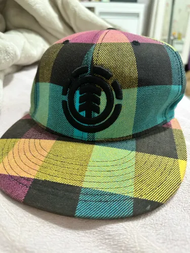 Vendo boné Element flexfit 