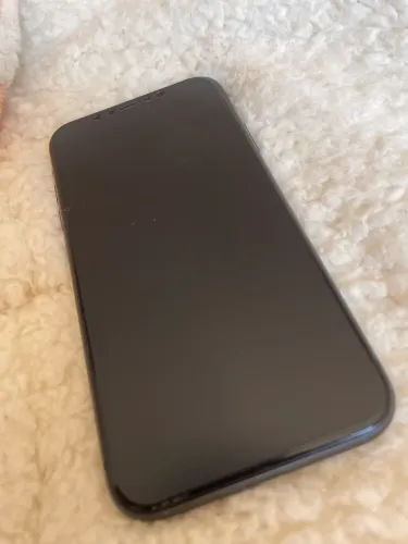 iPhone 11 Preto 64GB 75%