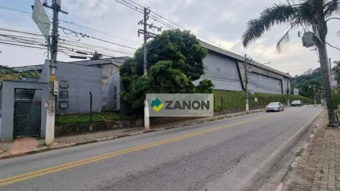 Galpão à venda e alugar no Bairro Jardim Nova Cajamar - Cajamar/SP