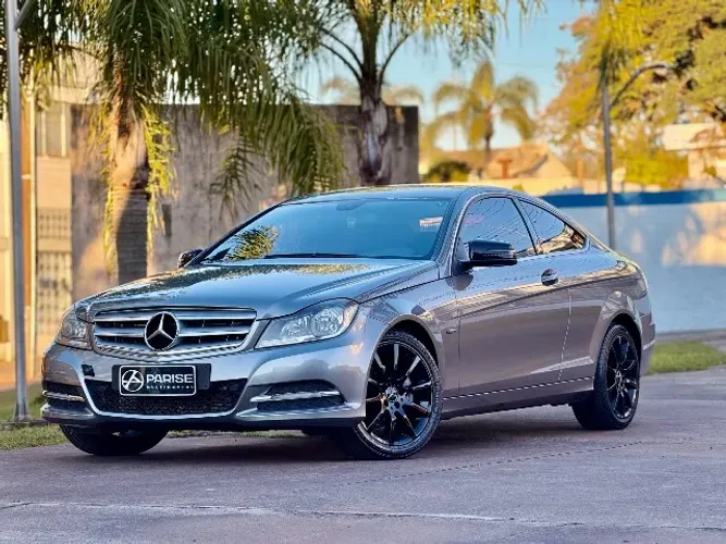 Mercedes-Benz C-180 CGI Coupe 1.8 16V 156cv Aut. 2012