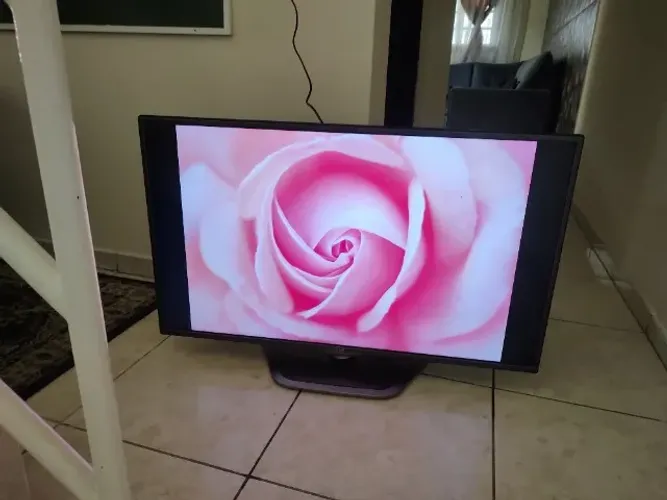 Tv 42 Lg led perfeitamente funcionando em ótimo estado!