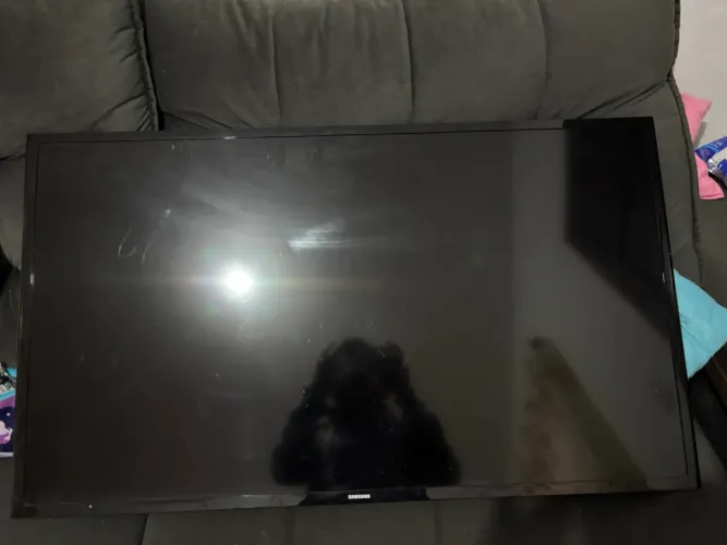 Smart TV Samsung 43" LED (UN43J5200) - Para Conserto ou Retirada de Peças