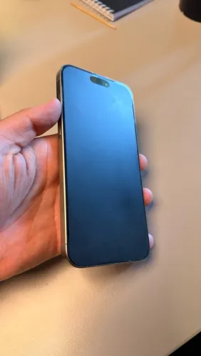 iphone 15 pro max cinza