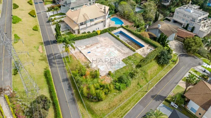 Terreno no bairro São João em Curitiba
