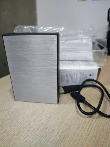 HD EXTERNO ORIGINAL SEAGATE 4TB