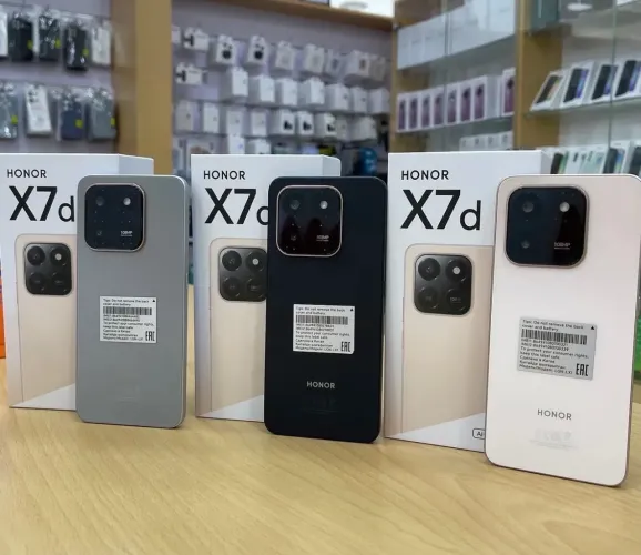 Smartphone Honor X7D 256GB Novos 2 anos Garantia