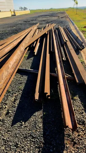 TRILHOS FERROVIÁRIOS TR57