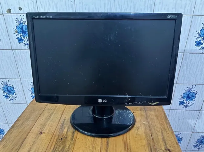 Monitor LG Flatron W1943C