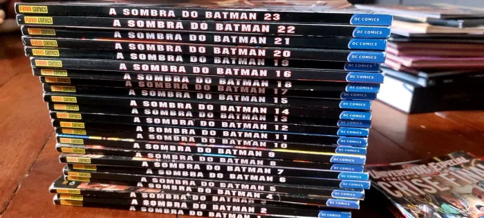 COLEÇÃO HQ A Sombra do Batman 1 ao 23