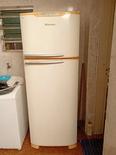 Geladeira Electrolux funcionando perfeitamente