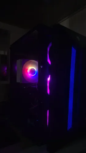 PC GAMER Intel I714700KF 16GB RAM SSD 500GB 5060TI 8GBVRAM