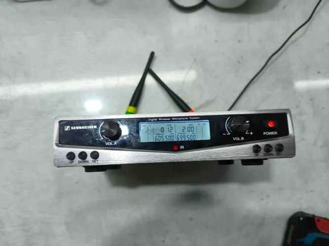 Microfone Sem Fio Sennheiser 