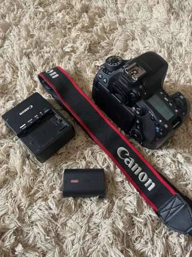 Canon 80D