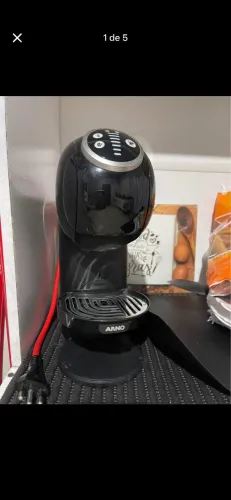 Máquina de café expresso Dolce Gusto Gênio S Plus