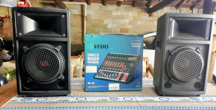 Mesa de som .Caixa de som profissional 10p Mesa som vedo 8 canais
