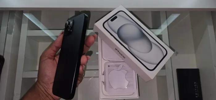 Iphone 15 - 256GB SemiNovo 2 anos de uso MANAUS