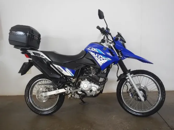 Yamaha XTX 150 CROSSER Z - 26.000 km - com baú traseiro !