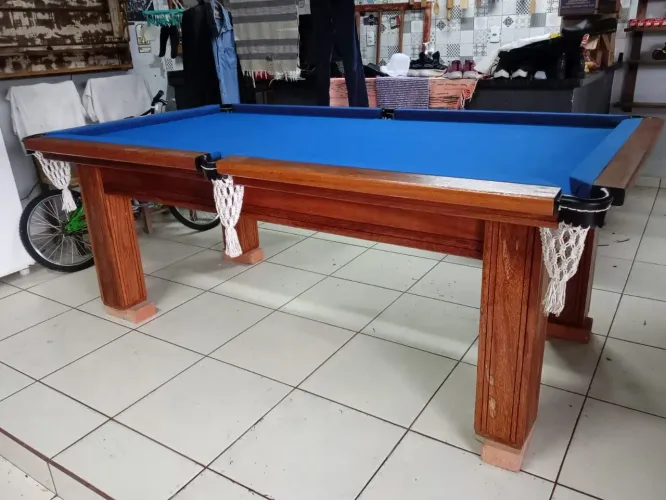 Vendo mesa de bilhardo semo nova