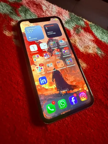 iPhone 11