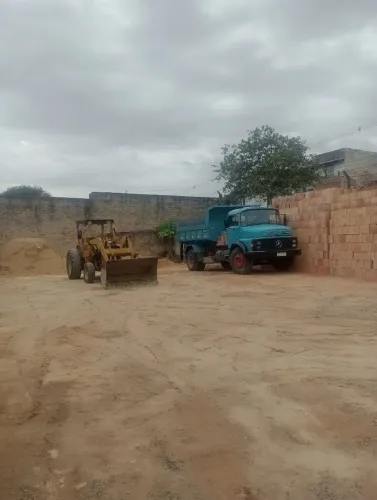 Depósito de material para construção