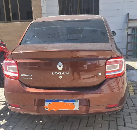 Renault Logan Dynamique Hi-flex 1.6 8V 4P 2015