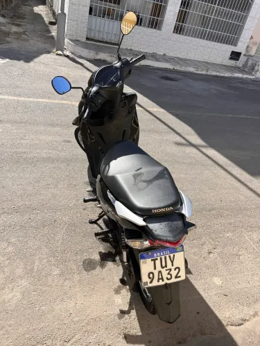 BIZ 125 ES R$ 14.000