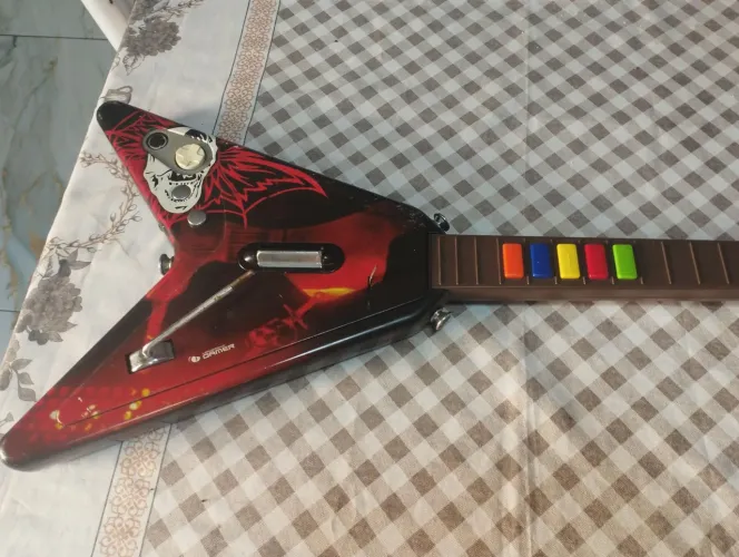 GUITARRA DE GAME 