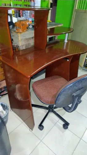 Escrivania, mesa computador