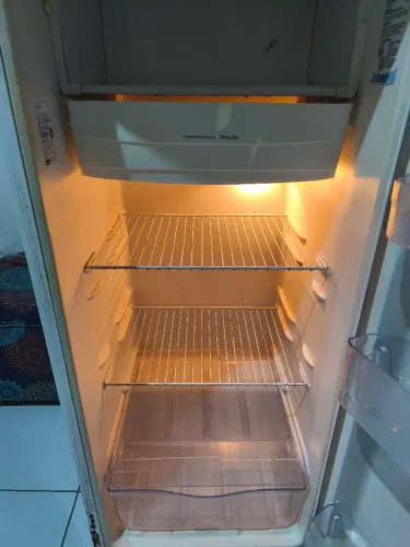 Vendo Geladeira