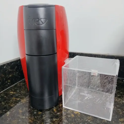 Cafeteira Três Corações LOV - Semi Nova